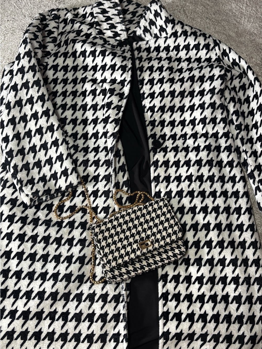 Black & White Houndstooth Women's Coat - Classic Tailored Jacket